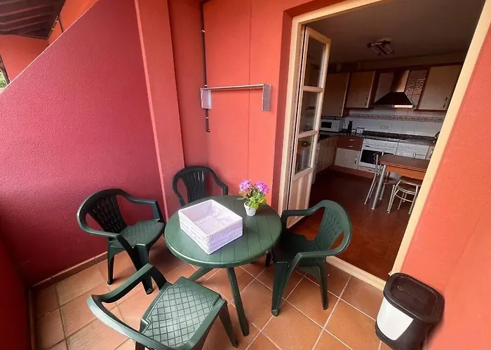 Duplex Artigas * Comillas