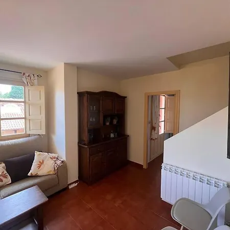 Duplex Artigas * Comillas