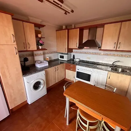 Duplex Artigas * Comillas